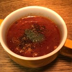 コーヒー＆セッション パブロ - チキンのトマトガーリック煮込み