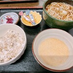 そばごちそう門前 - 麦とろ膳（1,050円）