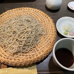 手打ち蕎麦 銀杏 - せいろ990円