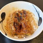 魚登久 - うな丼(¥3,500)