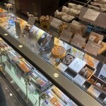 カズノリ イケダ アンディヴィデュエル エスパル仙台店 - 