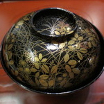 天雅 - お椀です。萩の蒔絵の柄です。