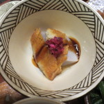 天雅 - 穴子と石川芋。上に芝漬け。