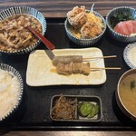 肉豆冨とレモンサワー 大衆食堂 安べゑ - 安べゑ定食 1600円！