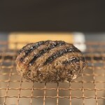 挽肉と米 - このふっくら感‥♡♡♡ 外はカリッ 中はジュワワ〜