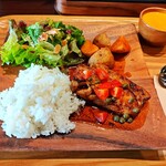 Delicatessen & Cafe ONU - 