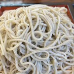 きくや 本店 - 冷たく〆られコシの強い美味しい蕎麦です