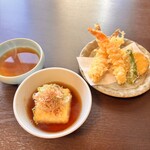 みわ屋 - 更に天ぷらと揚げ出し豆腐