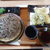 挽きぐるみ蕎麦屋 慎