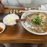 ラーメン　麺鶏 - 