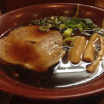 とんこつらーめん ひかり - 2014年11月11日火曜日限定
      高井田系中華そば