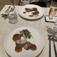 アニヴェルセル カフェ - 豚のロティ