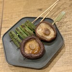 ワイン÷炭火焼き酒場cacco - しいたけ•オクラ