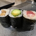 鮨処 なり田 - 〆の巻物