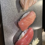 鮨処 なり田 - まぐろトロ系食べ比べ