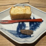 炭火割烹 蔓ききょう - 自家製肝パテとパン(鹿)