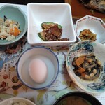 若松屋旅館 - おから＆お魚漬け＆自家製キムチ＆ひじきと大豆煮＆生玉子