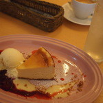 カフェ ヴェリーヌ - ホワイトチョコのチーズケーキ