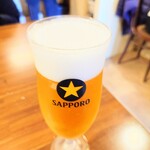 Spaghetti House MOSES - 薄口"グラス"がキンキンに冷えた"ビール"の旨さを引き立てる。