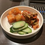 本格焼肉・もつ鍋 肉衛門 - 