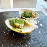 フレンチ ベイ・ビュー - 縁起もの蛤を贅沢に使用した香草風味