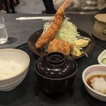 とん鈴 - 私はミックスフライ定食