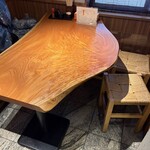 浜茂 - 一階奥のテーブル席