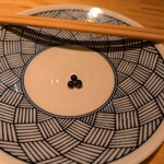 居酒屋 ヨーテル - おまけでいただいた、コショウの塩漬け？をいただきます。無限に酒が呑めるやつ！！