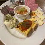 暴走熟成肉庫　肉アバンギャルド - 