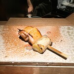 炭割烹 新谷 - 熊野地鶏のねぎ身塩 ◎