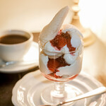 ニコラ - イチゴのイートンメス