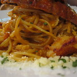 ニュー貝殻荘 - オマールエビの濃厚トマトソースリングイーネ