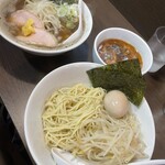 ラーメン 木曜日 - 