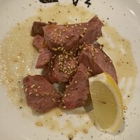 焼肉&手打ち冷麺 二郎 KANAYAMA - 特上厚切りタン