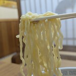 松食堂 - モチモチ感マックスの中太麺