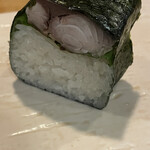 鮨 波づき - 焼き鯖棒鮨