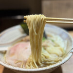 ジャパニーズ ラーメン 五感 - 