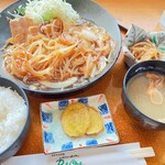レストラン ポートワン - 桃豚生姜焼き