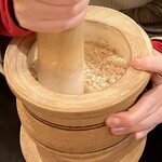 マシューコウズバッファローカフェ - ウガリ作り体験