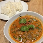チャントーヤココナッツカリー 大山店 - トロすじとオクラとトマトのカレー