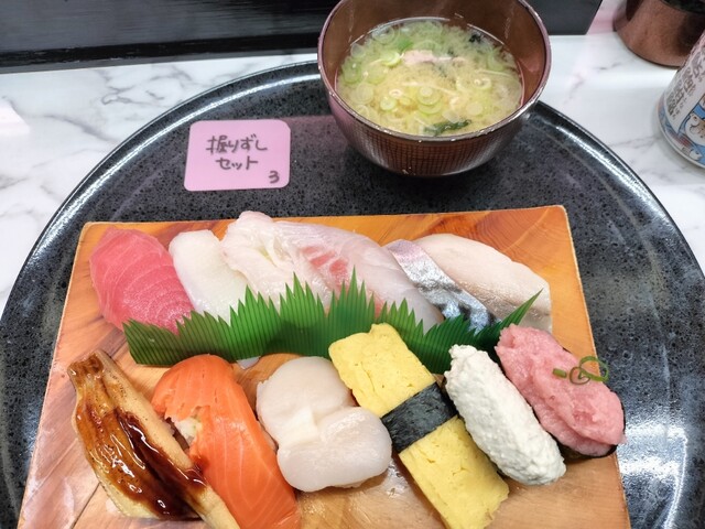 市場のすしやさん - 羽後牛島（回転寿司）の写真