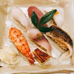 みなと寿し - 握り寿し6貫(アップ)