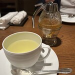 Le RESTAURANT - レモングラスのハーブティー