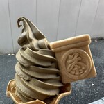森乃園 - ほうじ茶ソフトクリーム（もなか付き）　　　700円