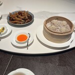 Hong Kong Cuisine 1983 - 小籠包と鳳爪