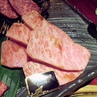 牛兵衛 草庵 池袋西口店 - ヘットバラ3000円別。