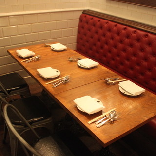 テーブル席(2名〜6名)