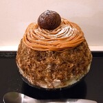 京氷ゆきみ庵 - 氷を絡めて食べると、ミルクシロップに濃い紅茶シロップが絡んで紅茶ラテの味わい～!! ラズベリーソースの酸味とクランブルクッキーのサクサクっとした食感が良いアクセントになっていて、めちゃめちゃ美味しい～!!( ^o^)ﾉ