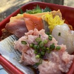 丼丸 - 料理写真: