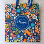 Venchi Cioccolato e Gelato - お手提げもカラフル